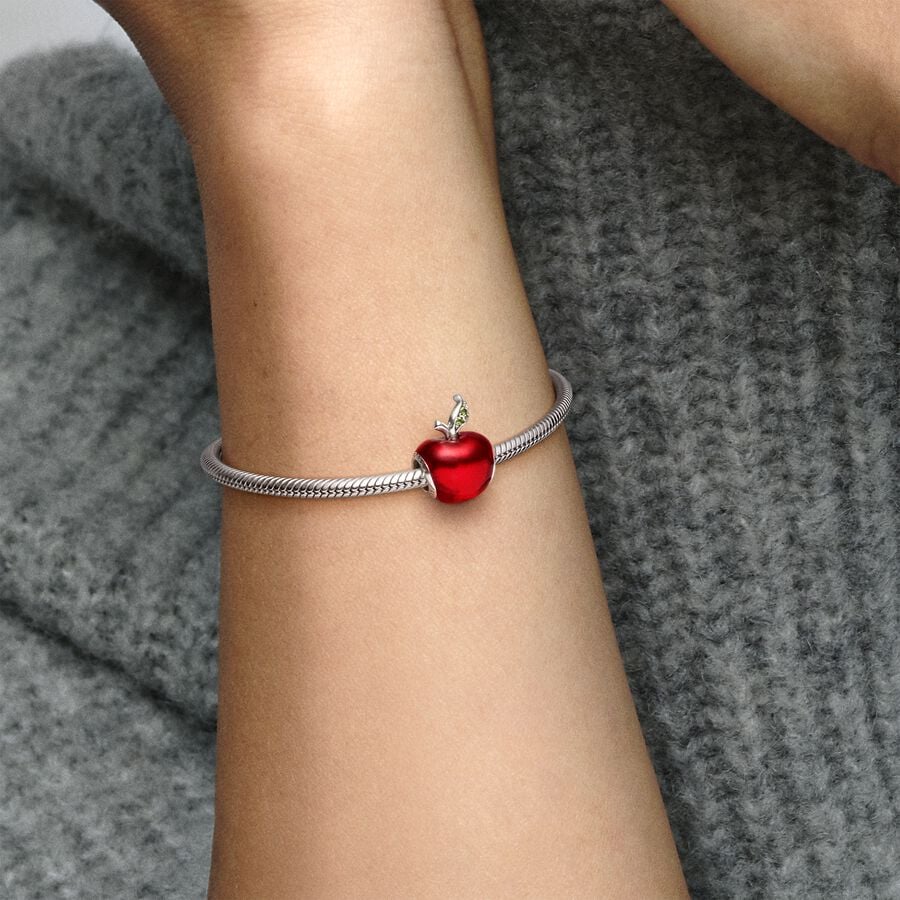 Manzana Roja Charm