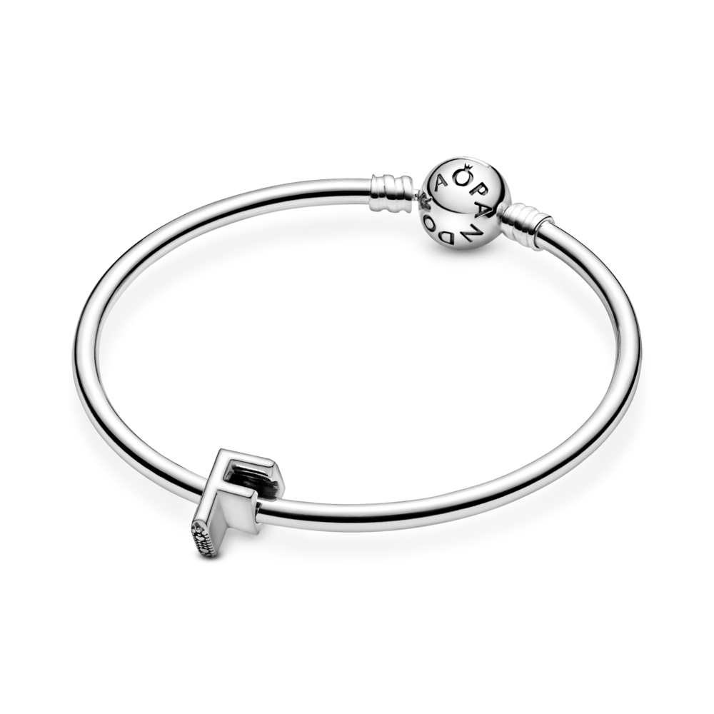 Charm del alfabeto letra F