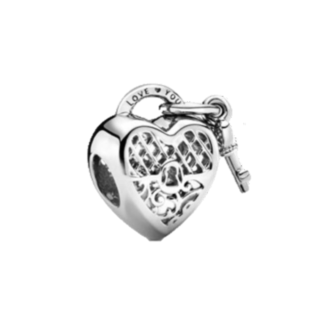 Charm Corazón con Llave